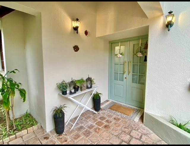 3 BEDROOM PROPERTY TO RENT IN FOURWAYS GARDENS